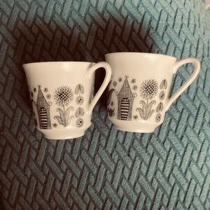 Vintage Fantasia Tea Cups (2)